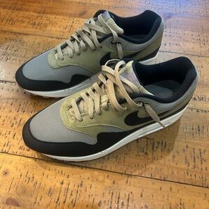 Nike Air Max One Men's Olive and Black Sneakers